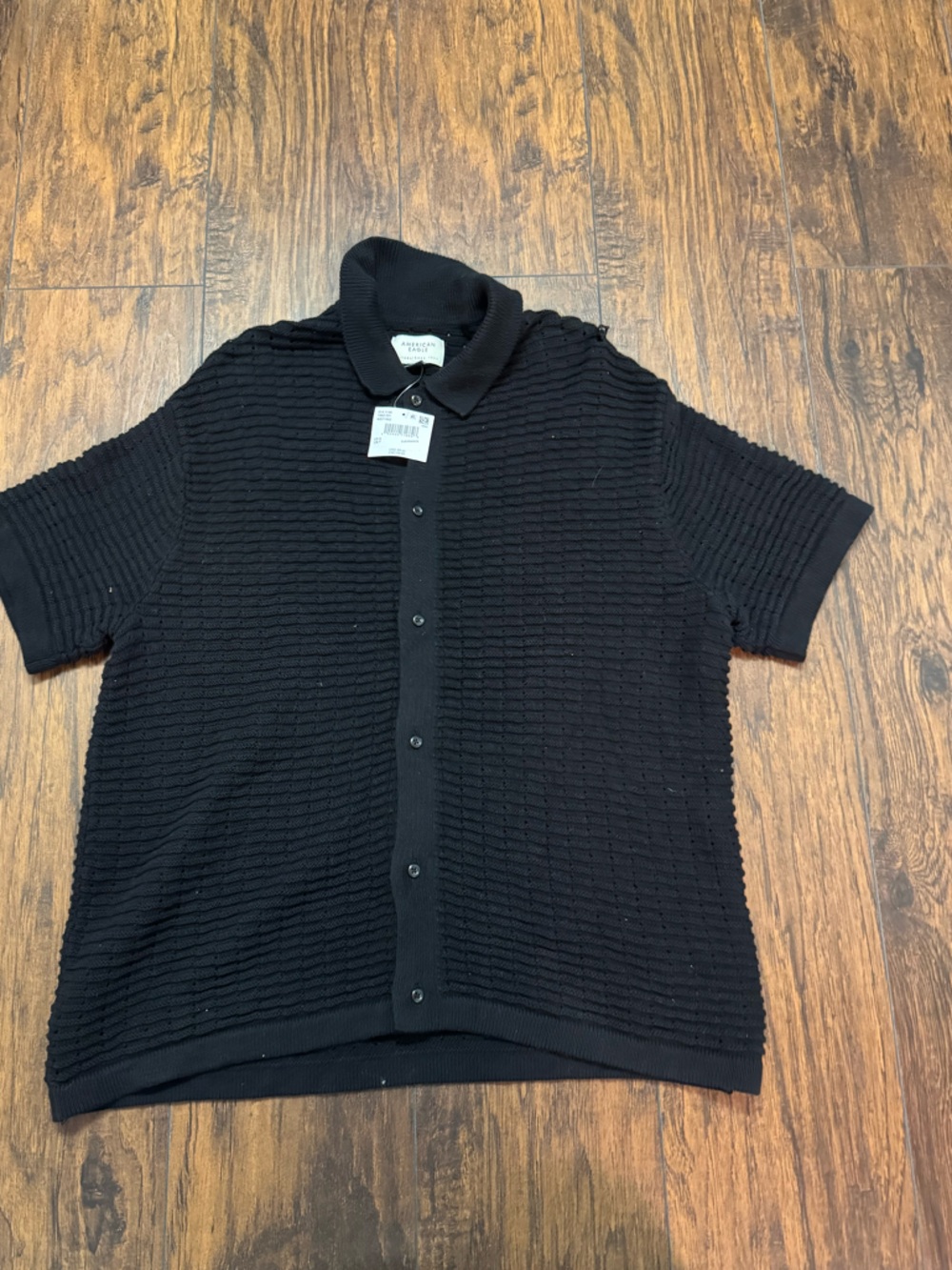 American Eagle shirt